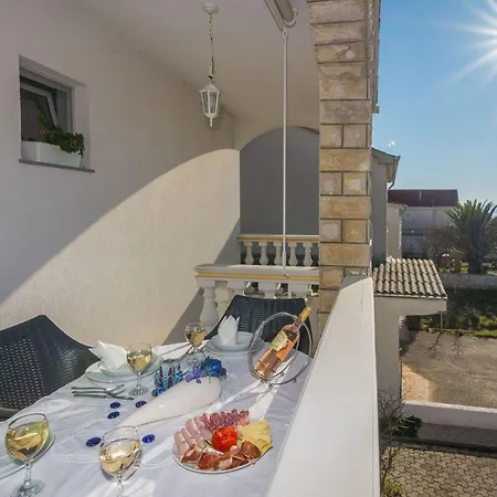 דירה Kikas By Interhome