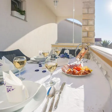 Kikas By Interhome